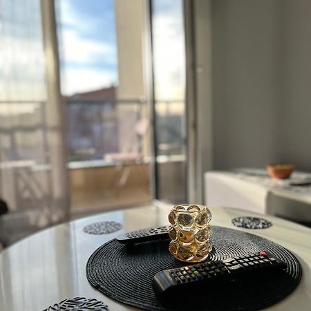 Todorovic Apartments Kragujevac Buitenkant foto